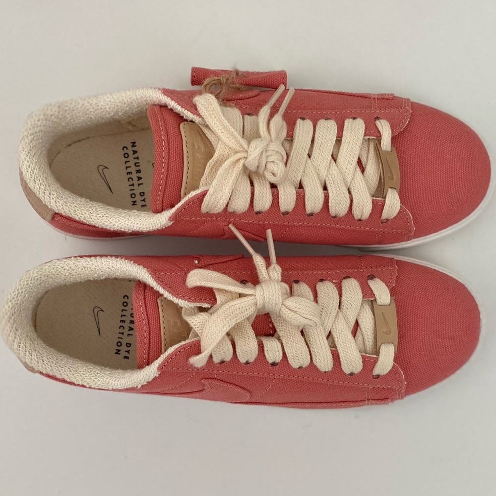 Nike W Blazer Low LX Red Stardust Coral Women's Size 7